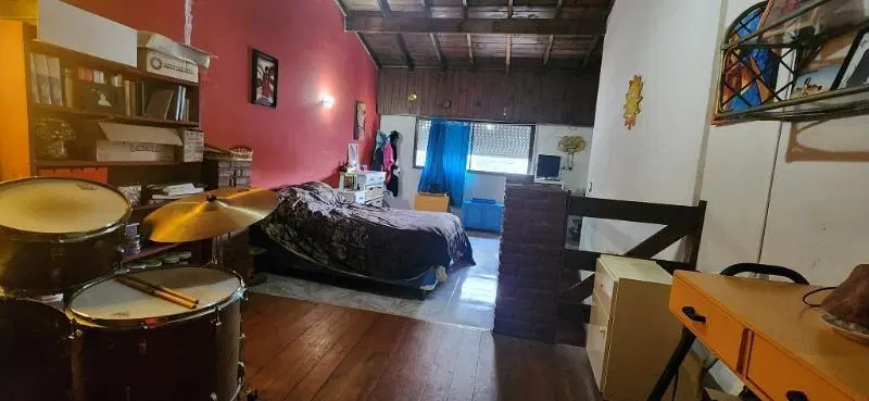 Casa 4 ambientes/ Barrio Caisamar 3