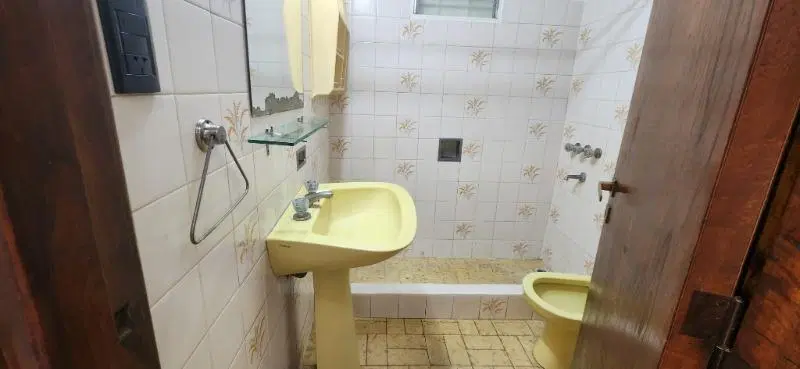 Casa 4 ambientes/ Barrio Los Tilos/ APTO crédito 3
