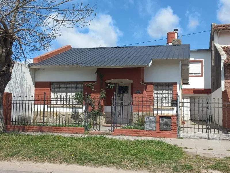 Dos casas en block/ Barrio Jorge Newbery 4