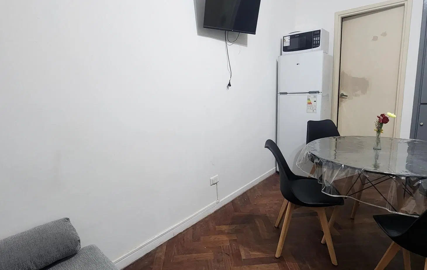 Departamento 1amb/ Plaza Mitre 4