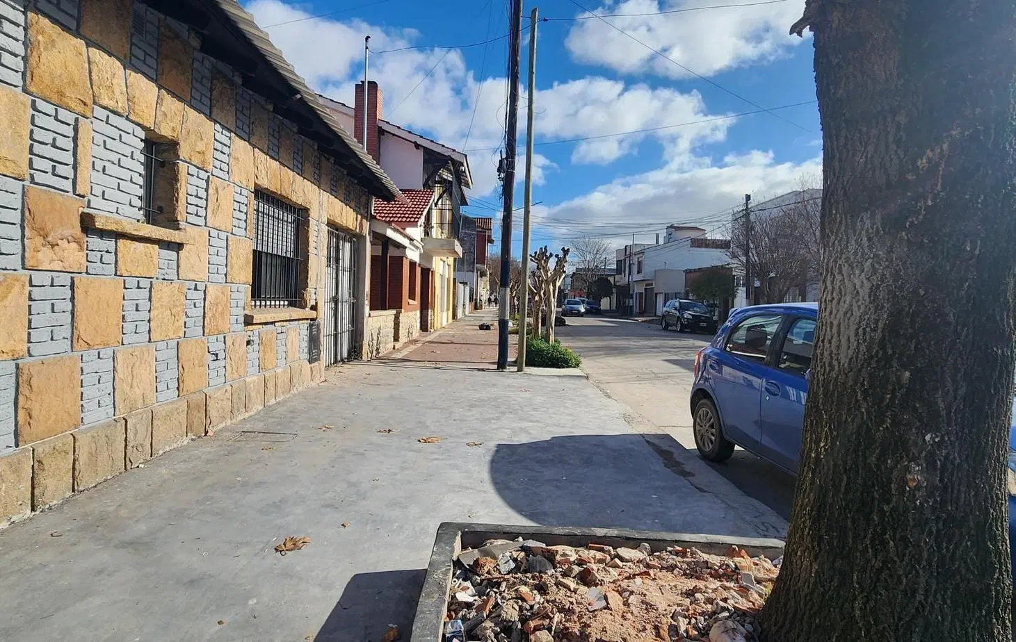 Casa 3amb reciclada en esquina/ Alberti y La Pampa 2