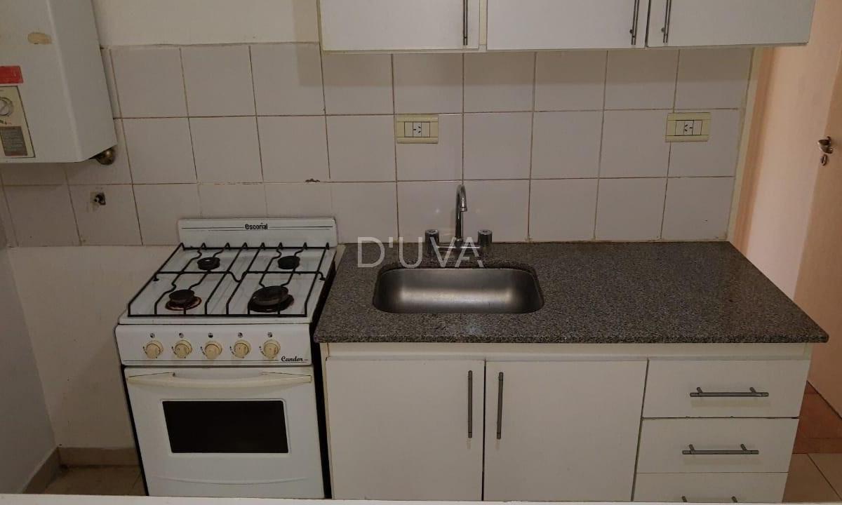 Departamento un Dormitorio con Cochera en Venta - Av 66 E/ 2 y 3 - La Plata 2