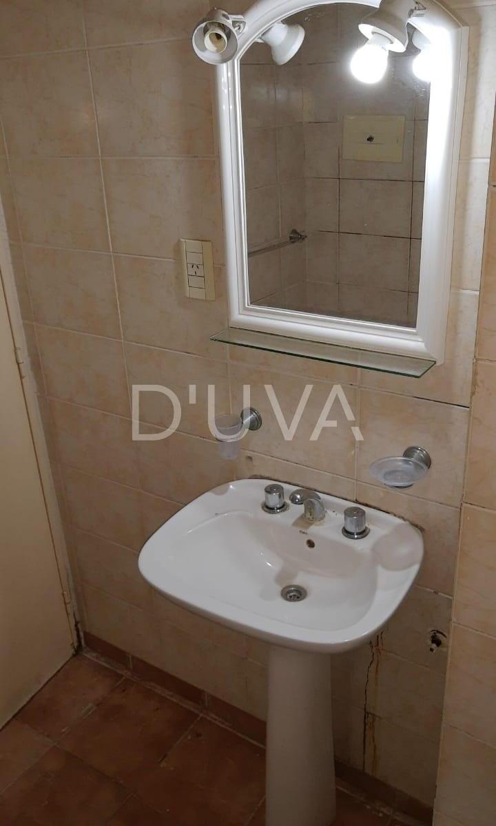 Departamento un Dormitorio con Cochera en Venta - Av 66 E/ 2 y 3 - La Plata 4