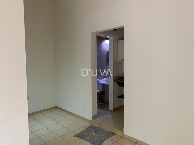 Oficina/monoambiente a La Venta - Plaza Matheu E/ Diagonal 73 y 1 - La Plata 5