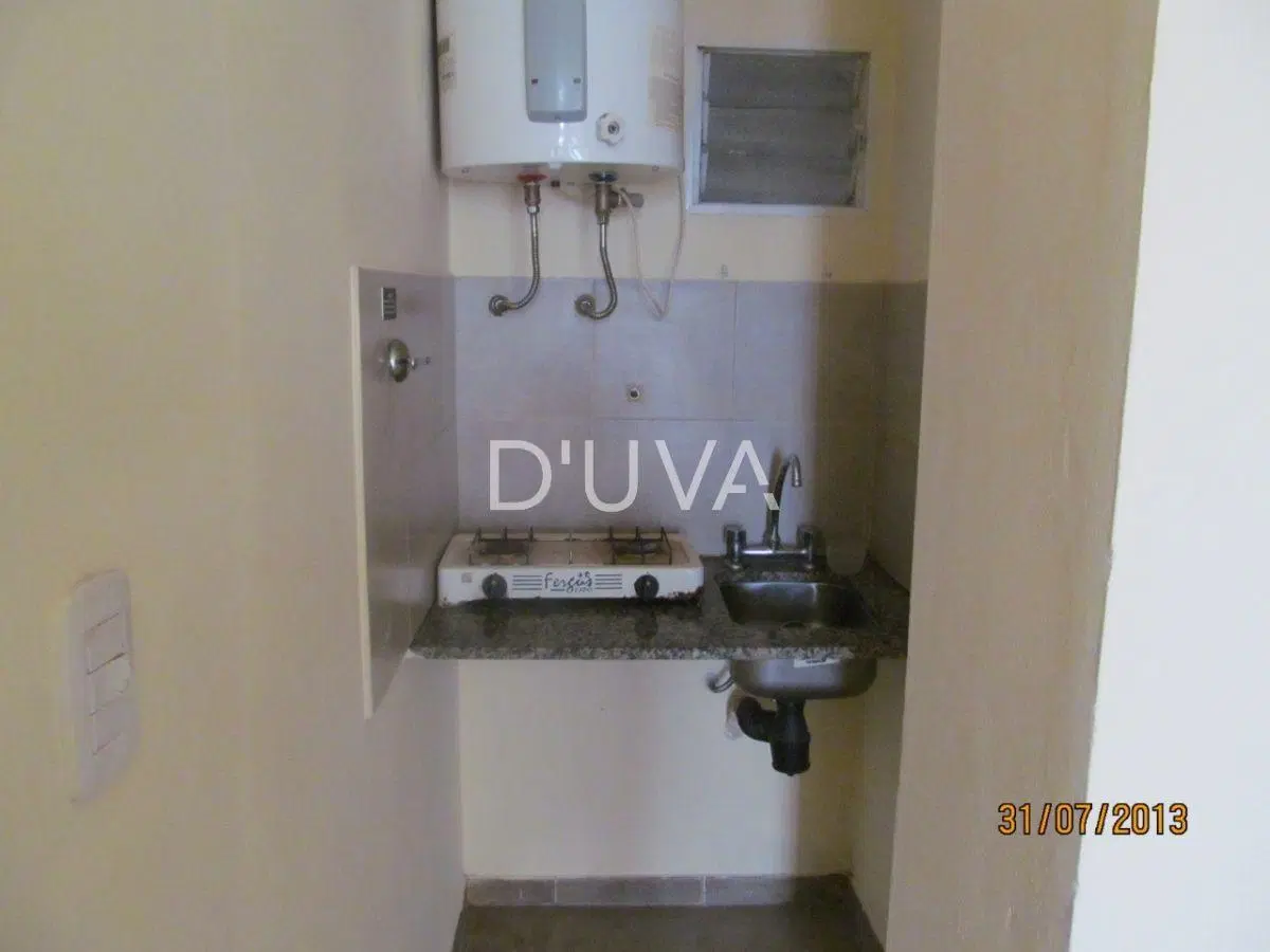 Local comercial de 20 m² en alquiler en La Plata 4