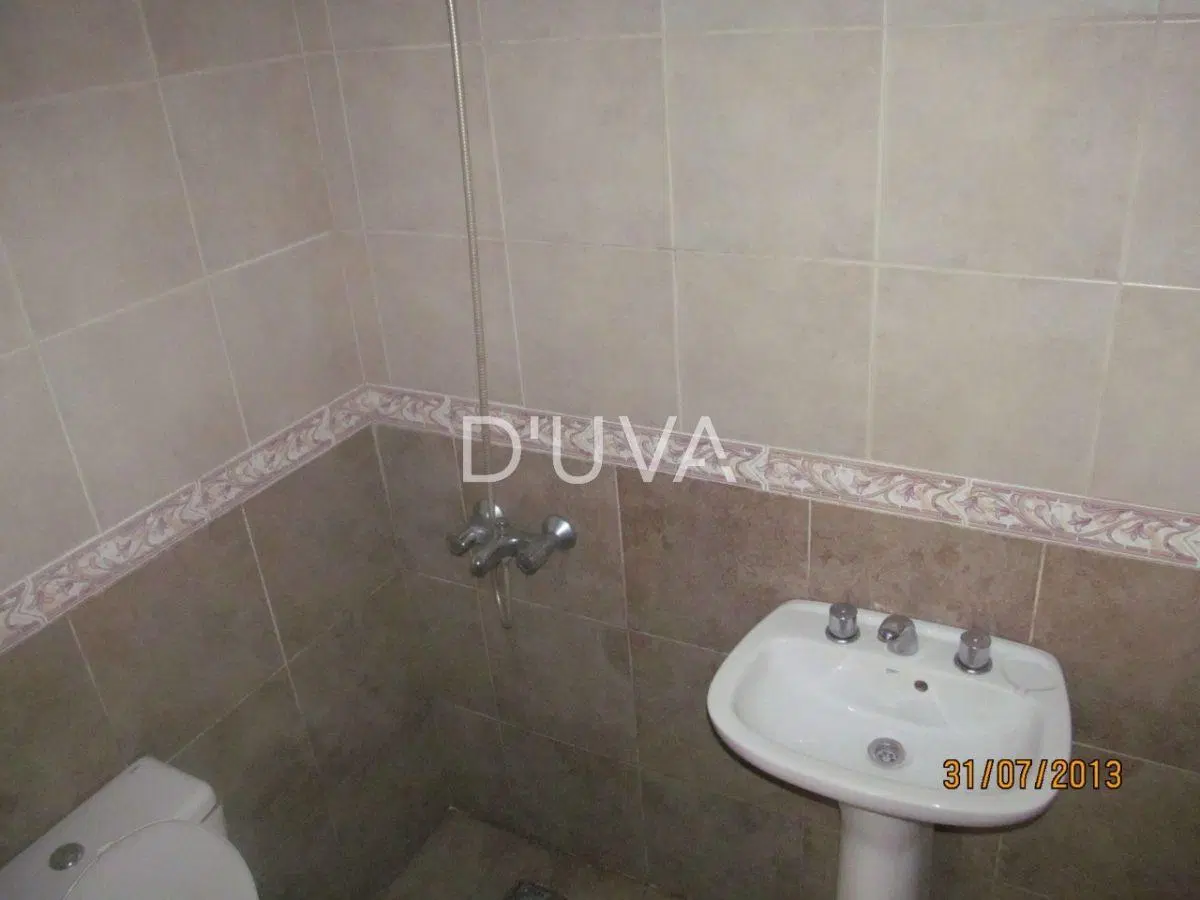 Local comercial de 20 m² en alquiler en La Plata 2