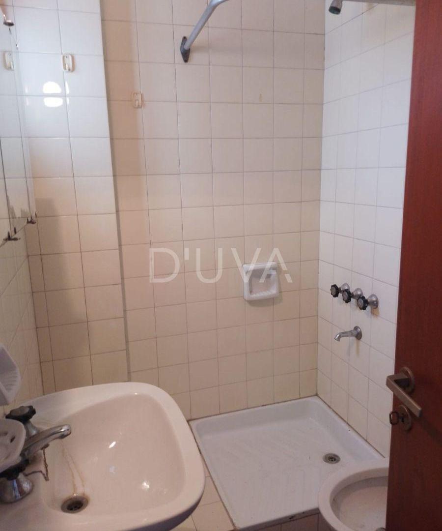 Foto de Departamento luminoso, con living-comedor, una habitacion y baño., imagen 5