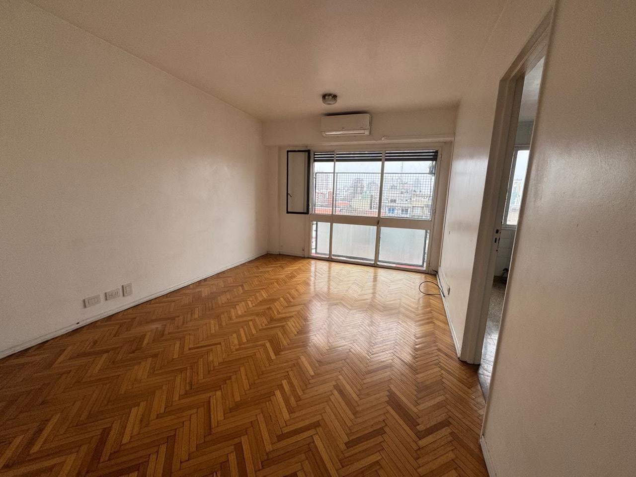Foto de Departamento En Alquiler 2 Ambientes En Almagro, imagen 2