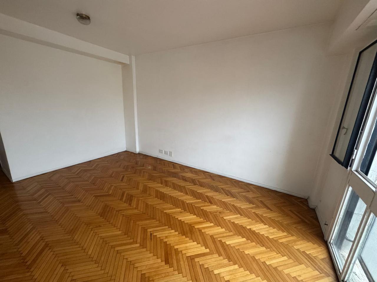 Foto de Departamento En Alquiler 2 Ambientes En Almagro, imagen 1