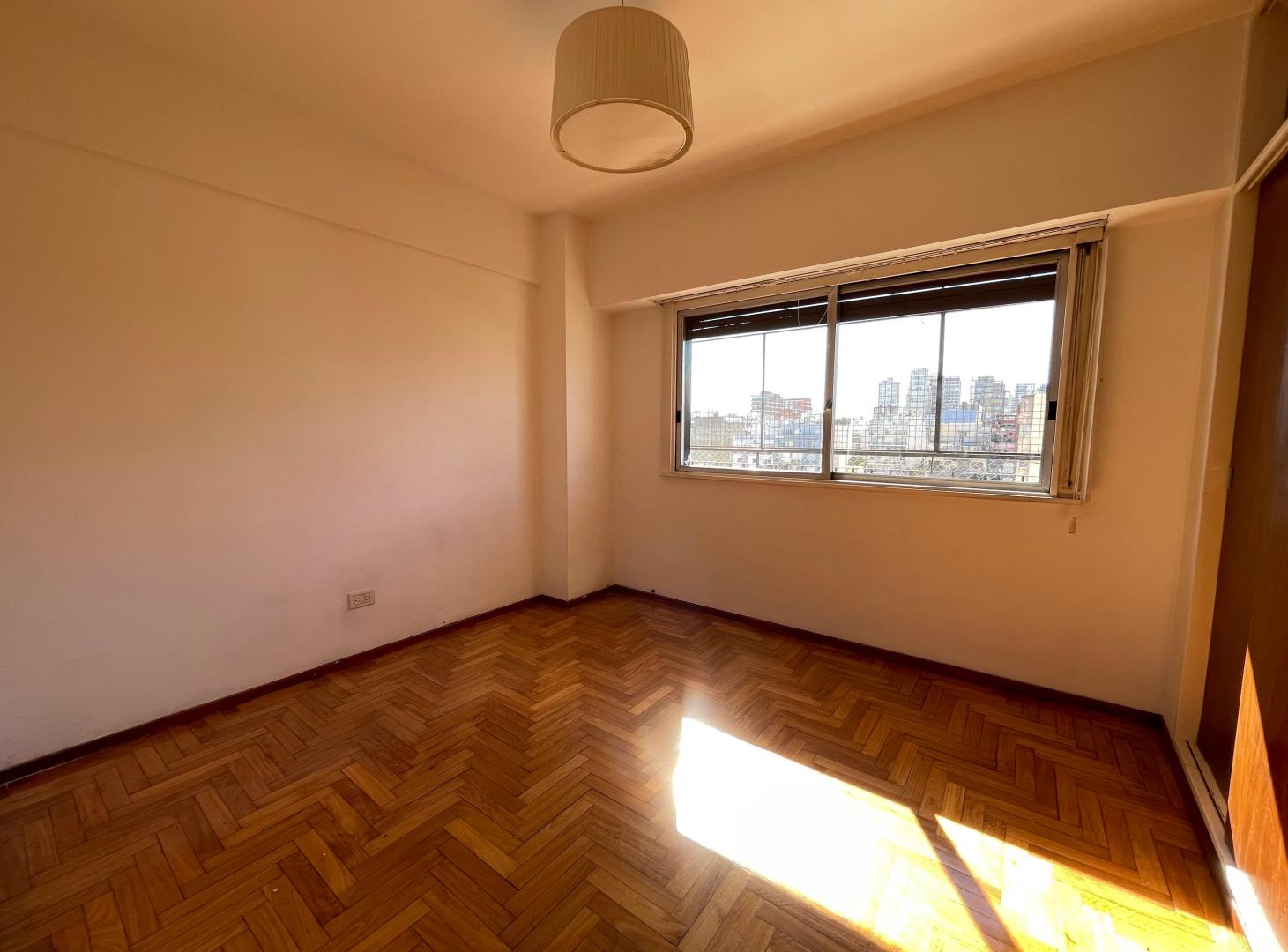 Foto de Departamento 4 Ambientes Con Cochera Dependencia Y Escritorio En, imagen 5
