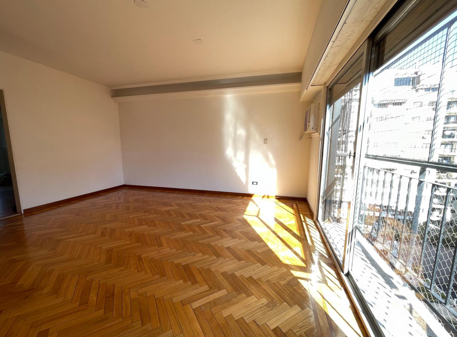 Foto de Departamento 4 Ambientes Con Cochera Dependencia Y Escritorio En, imagen 3