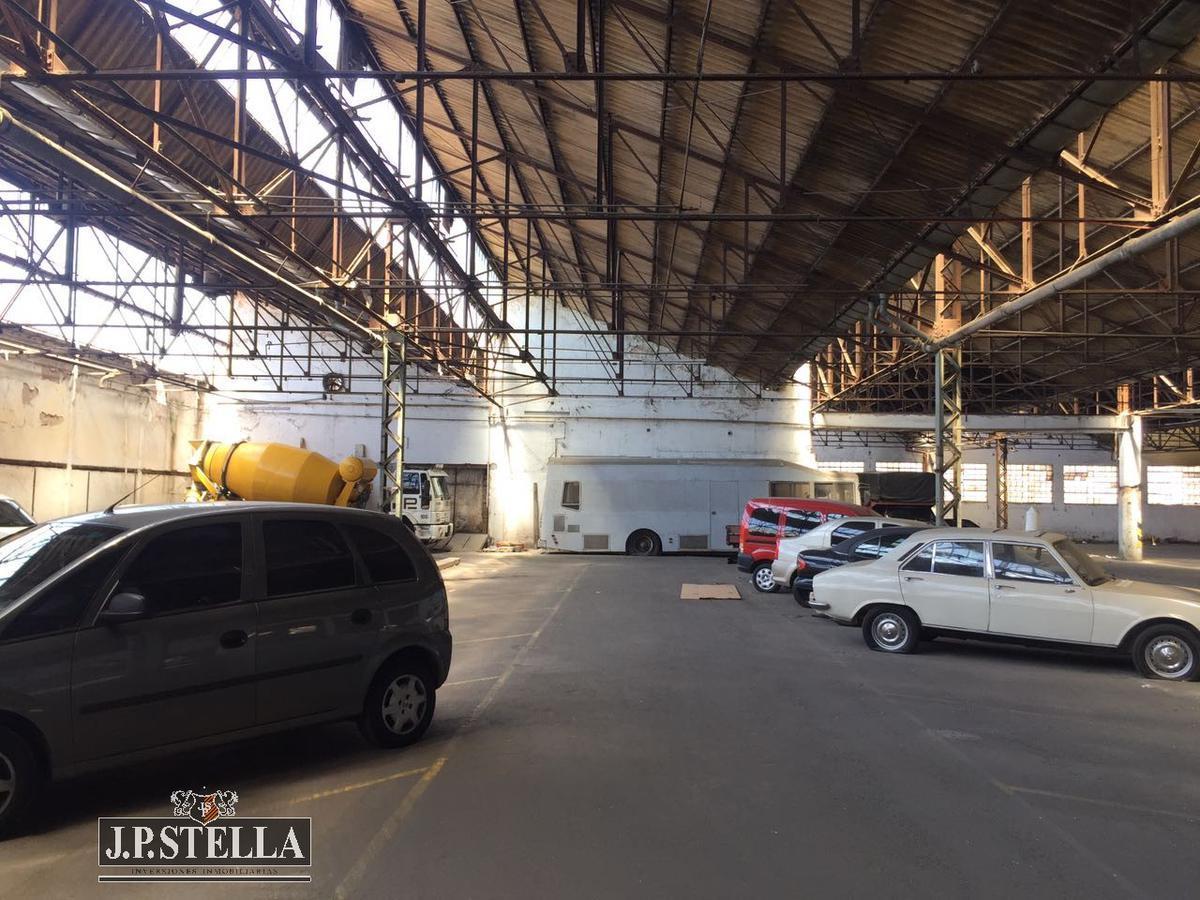 Depósito Comercial 5000 m² con Frente a 4 Calles - Lomas del Mirador 4