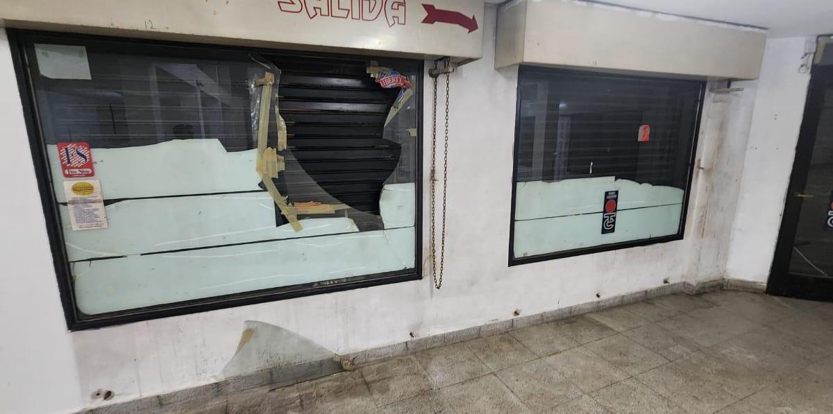 Local Comercial 233 m² Dpto 4 Amb. a Terminar - Ideal Inversor - Ituzaingó 4
