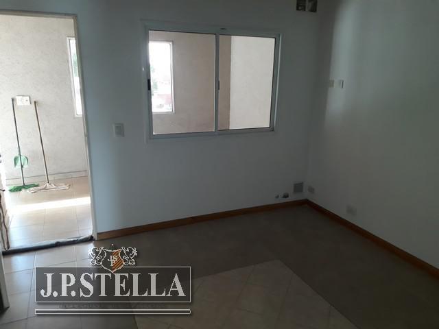 Edificio Galpon Comercial, 4 Dptos 2 Ambientes y 2 Dptos 3 Ambientes - Venta en Block - Haedo 5