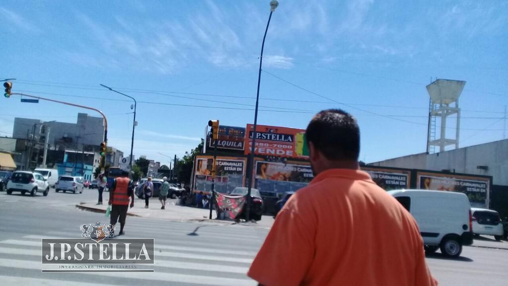 Foto de Fracción 1480 m² - Ex Estación de Servicios - Frente 3 calles - S.Justo, imagen 3