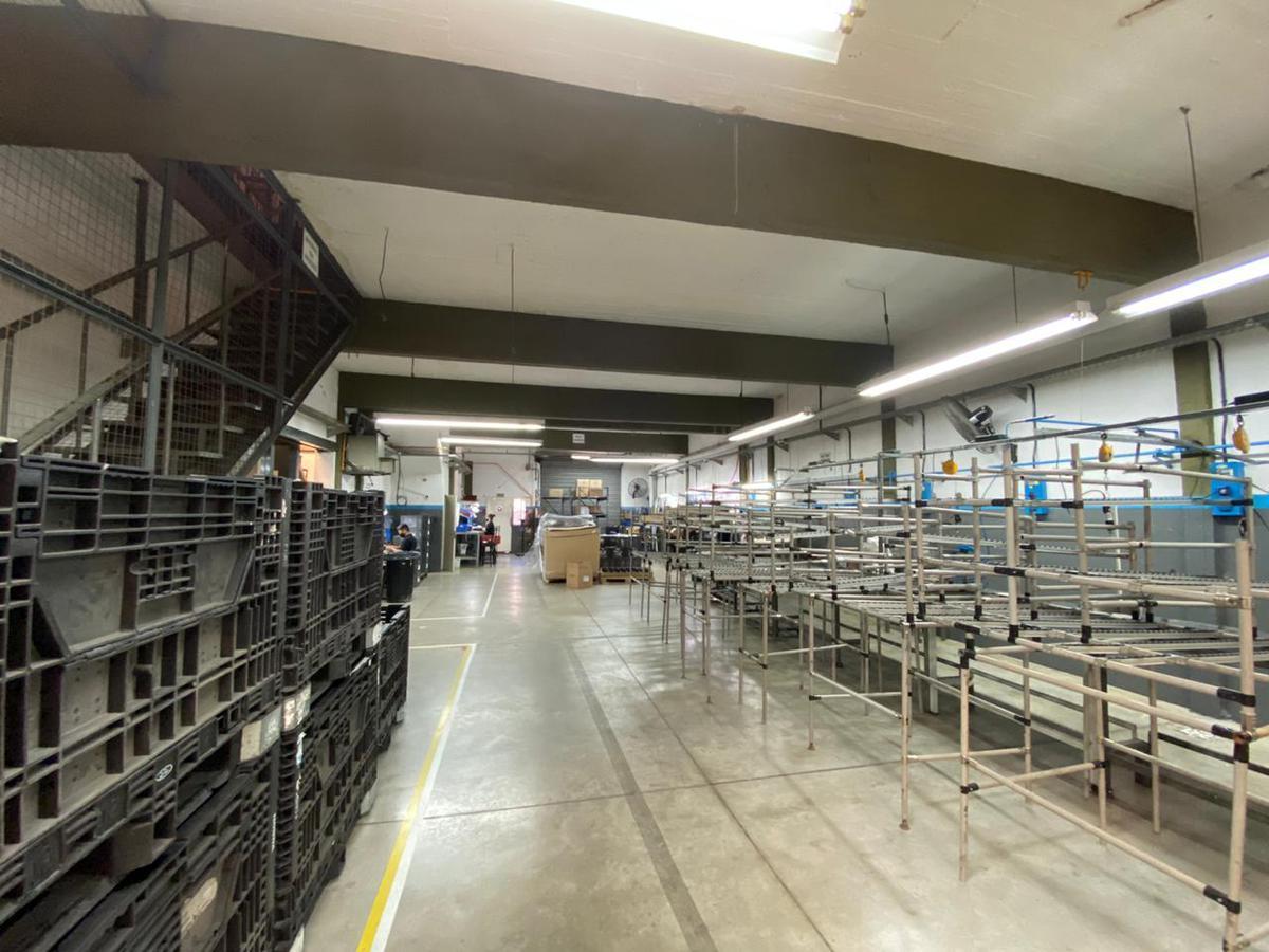 Galpón Industrial Losa y Parabólico - 959 m² - Villa Juan Martín de Pueyrredón