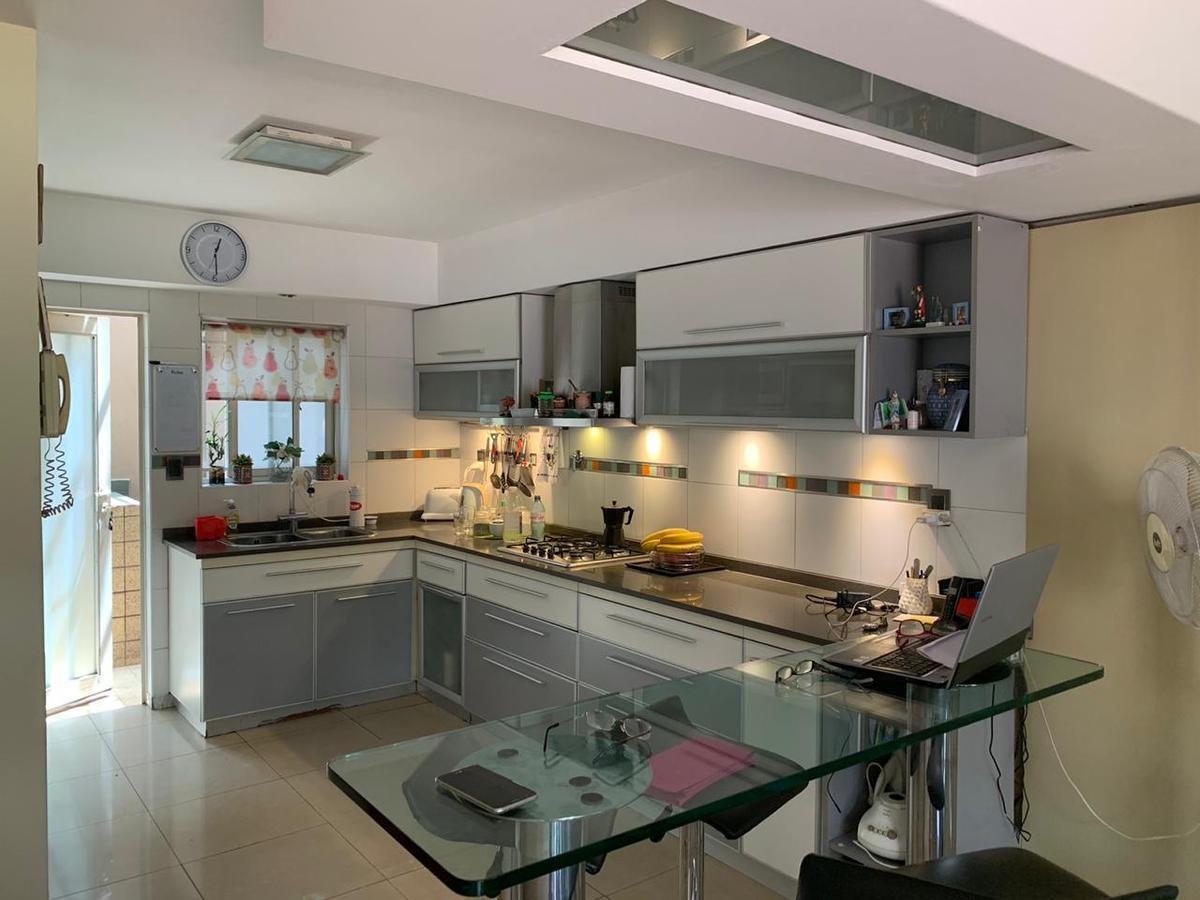 Foto de Casa 4 Ambientes 200 m² Lote lindero 337 m² con quincho y pileta, imagen 5