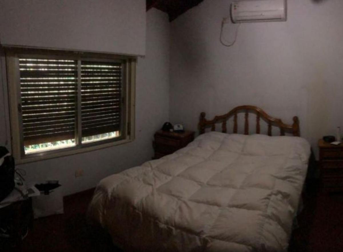 Foto de Casa 3 Ambientes C/Quincho, parque y pileta 2400 m² y 188 m² Cub, imagen 5