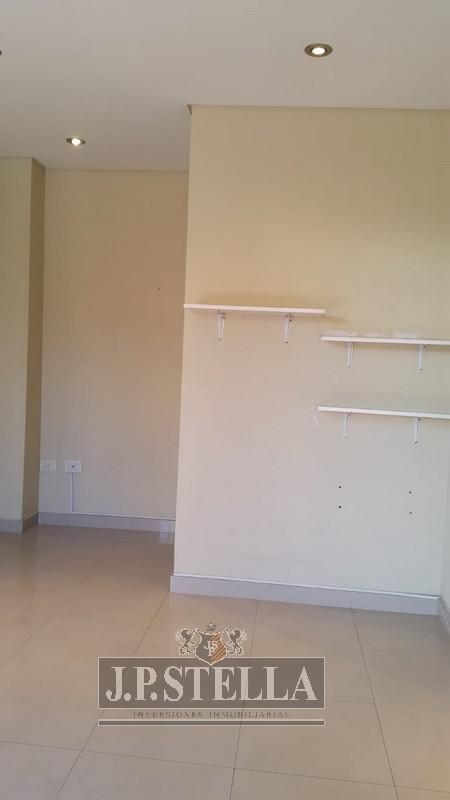 Local / Oficina de 16 m² con toilette - S.Justo (Ctro)