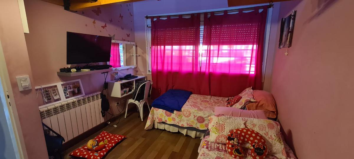 Foto de Casa 4 Amb. C/ Garage, Quincho y Pileta Climatizada - Ramos Mejia, imagen 5