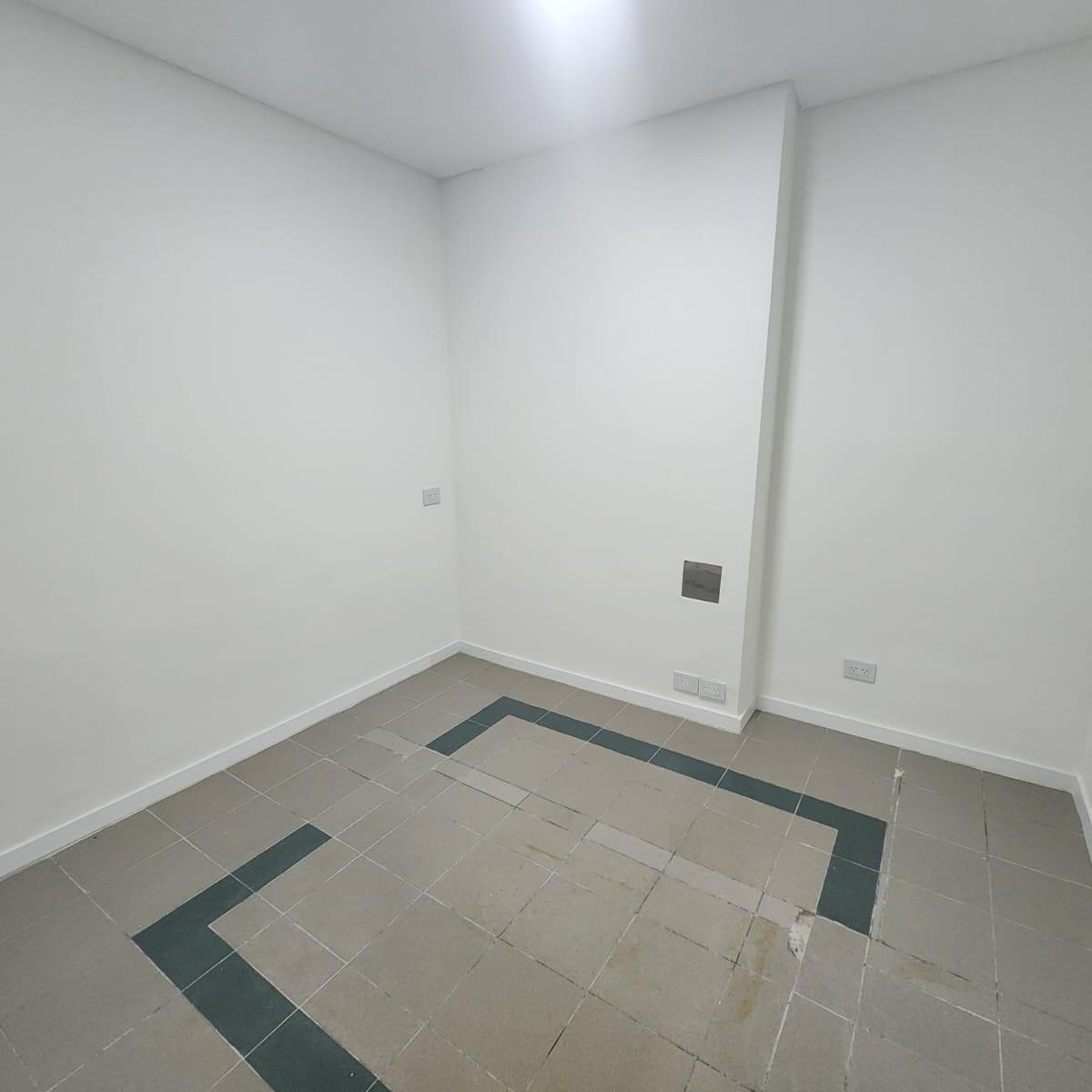 Foto de Excelente Oficina 65 m² en PB - Ideal Profesionales - S.Justo (Ctro), imagen 2