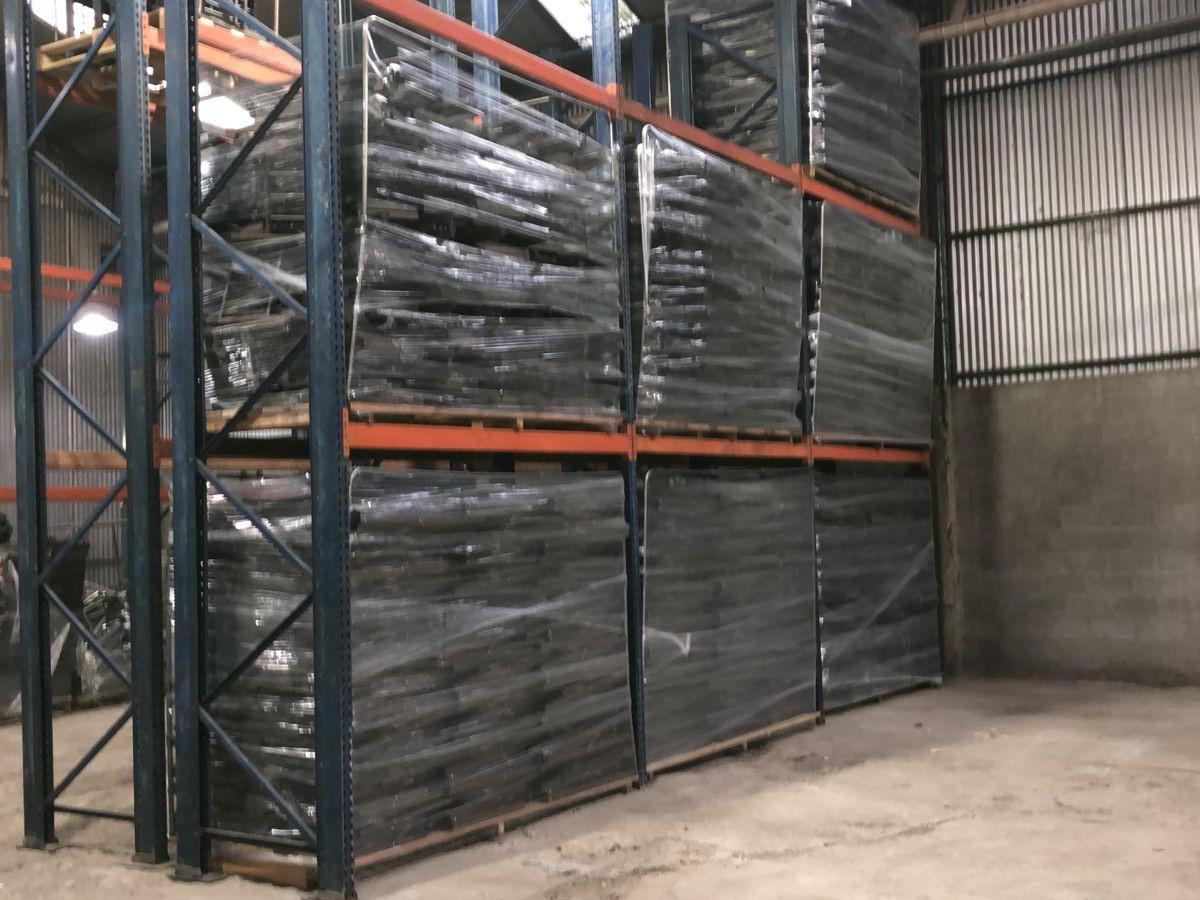 Galpón Industrial 2.500 m² C/ Oficinas y Entradas de Camión - 9 de Abril 1