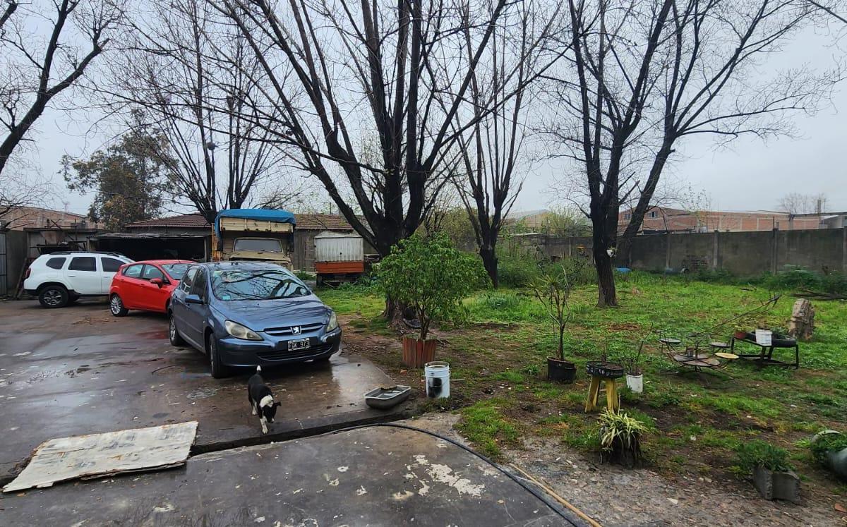 Galpón Industrial 260 m² S/ Fracción 1200 m² - 9 de Abril 2