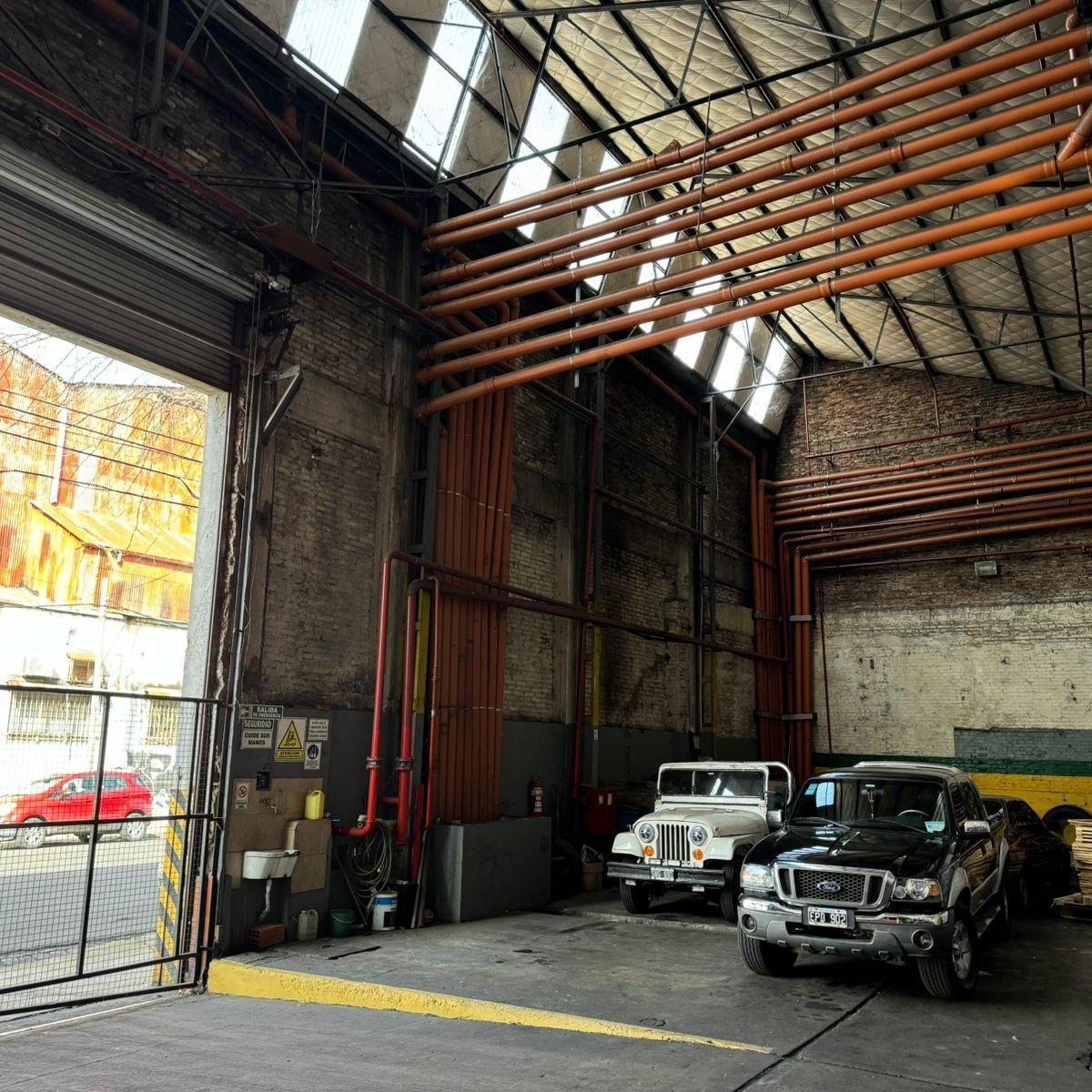 Galpón 6.300 m² C/ Frente y Salida a 3 Calles - La Boca 5