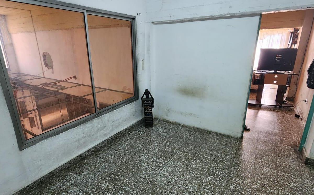 Local Comercial 300 m² en Esquina - San Justo 2