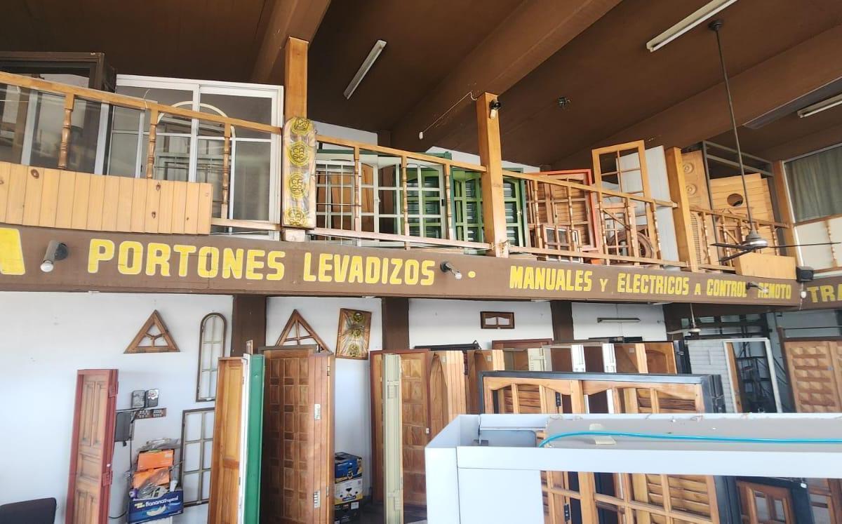 Foto de Local Comercial en esquina 200 m² Cub. s/ Avenida - San Justo, imagen 3
