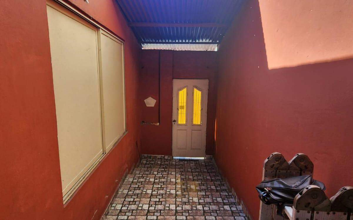 Lote de Terreno de 294 m² C/ 10 m Sobre La Av Roca - con Mejoras - Villa Lugano 4