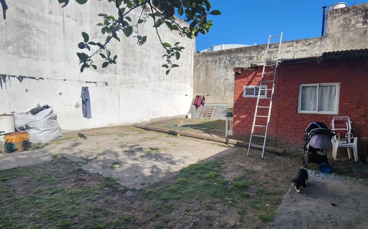 Lote de Terreno de 294 m² C/ 10 m Sobre La Av Roca - con Mejoras - Villa Lugano 5