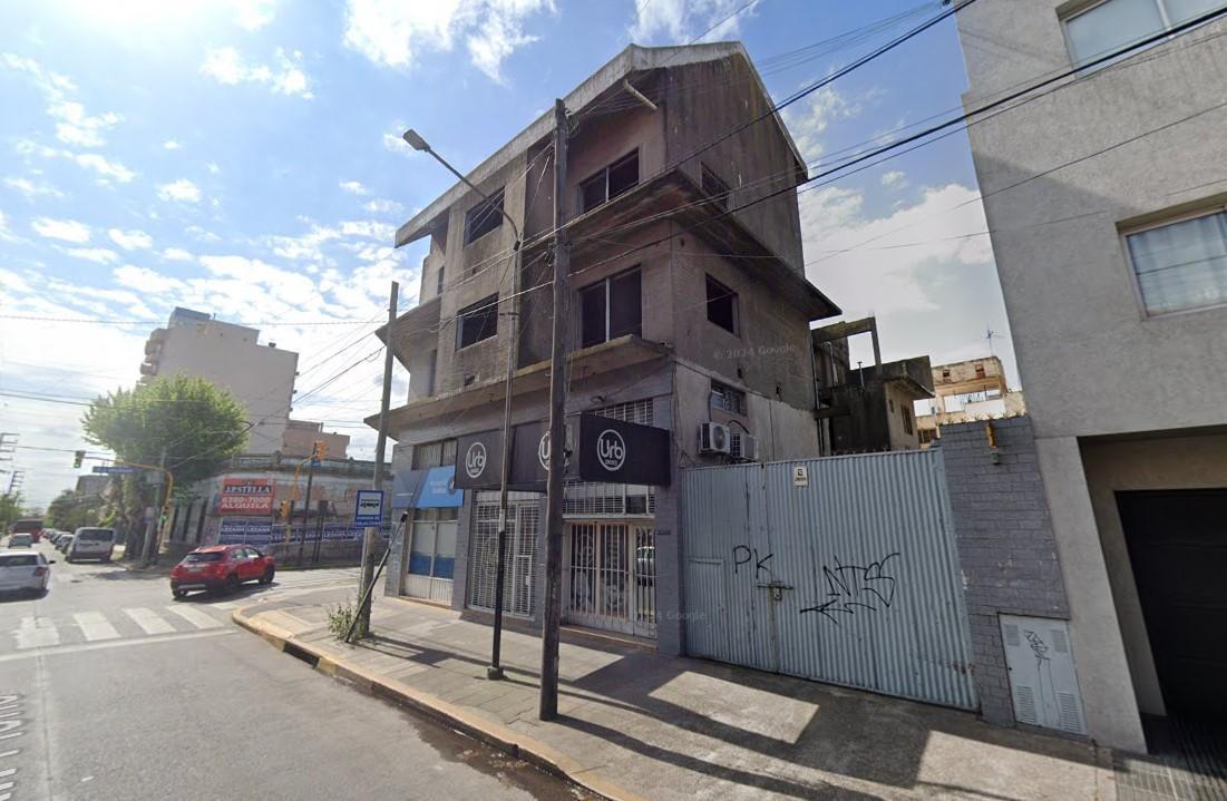 6 Locales Comerciales y 6 Dptos en Construcción 908 m² Edificados - S. Justo (Ctro) 2