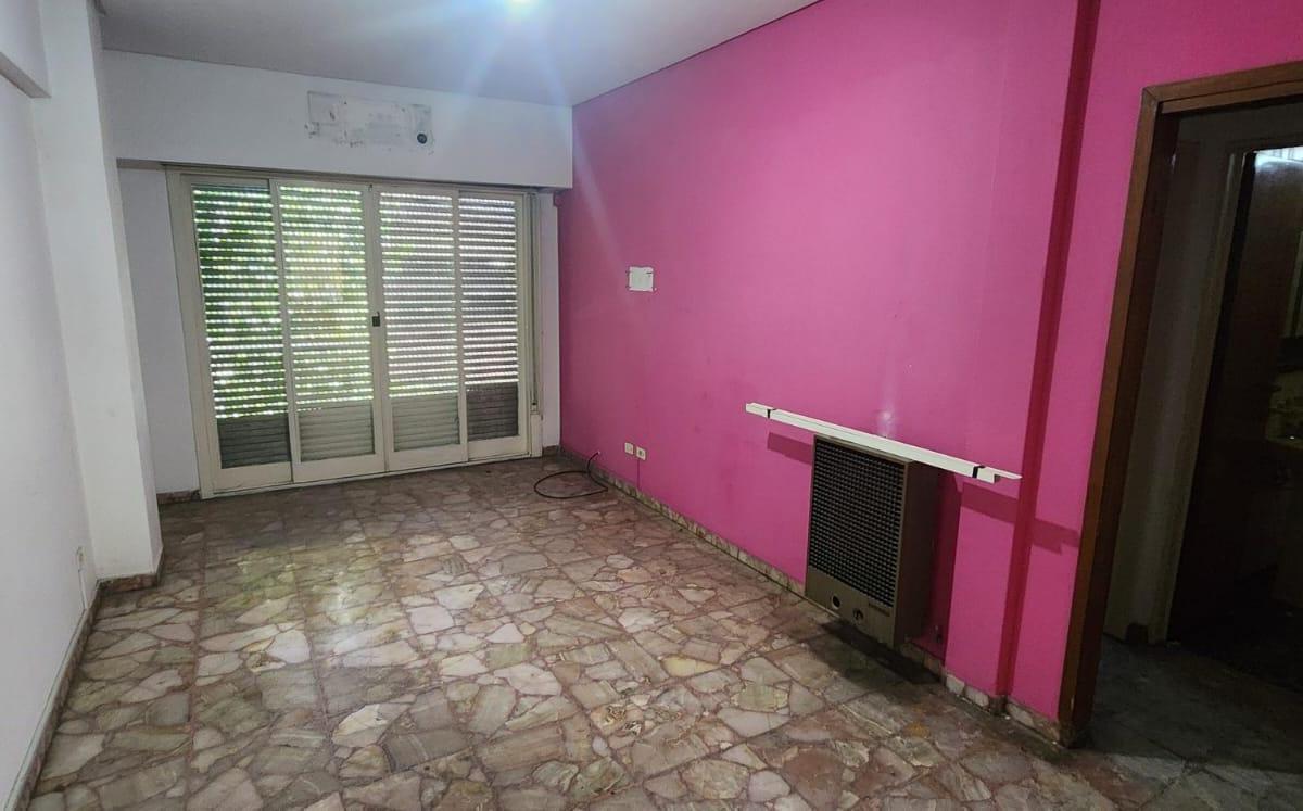 Dpto / oficina 3 amb 1 piso - 66 m² Edificados c/ Terraza y baulera - S.Justo (Ctro)