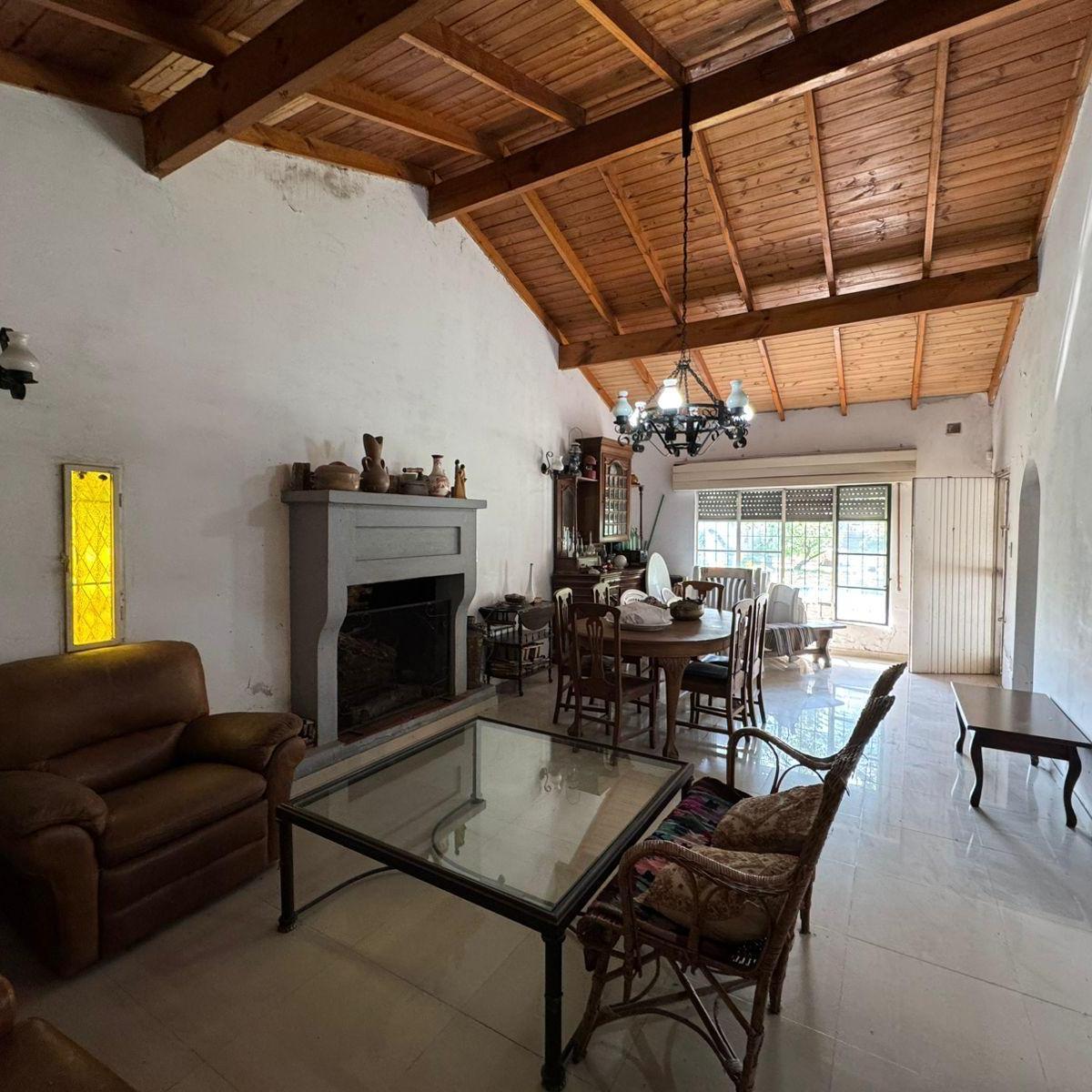 Foto de Lote 1.485 m² c/ Casa de 4 amb y casa de caseros - Pileta - San, imagen 3