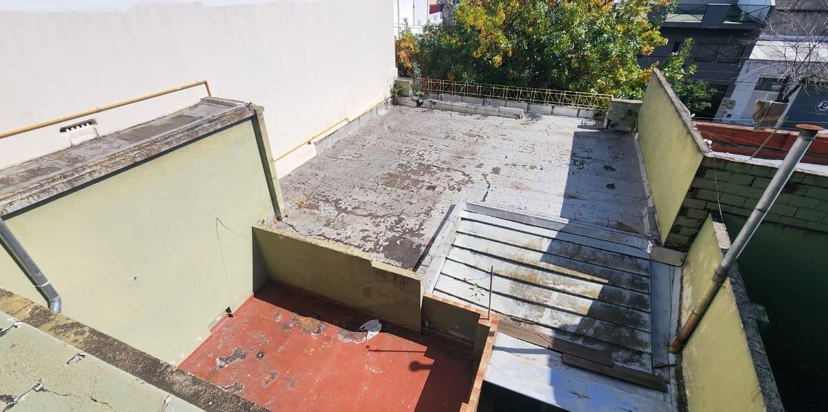 Casa 5 Amb a Refaccionar C/ Galpón 292 m² Edif. - Mataderos 1