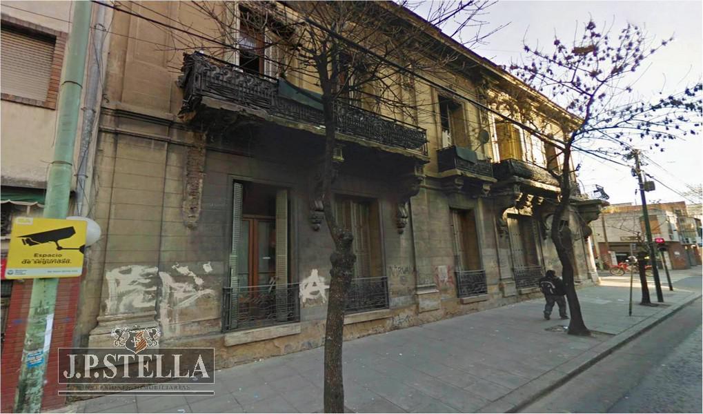 VENDE LOTE COMERCIAL en ESQUINA 270 m² - ALQUILADO - Constitución