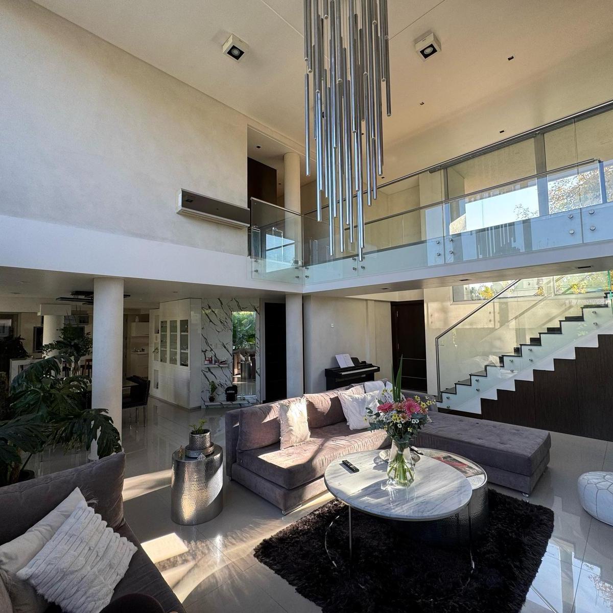Casa 5 Amb - 445 m² Cub C/ Pileta - Barrio Priv San Patricio 2