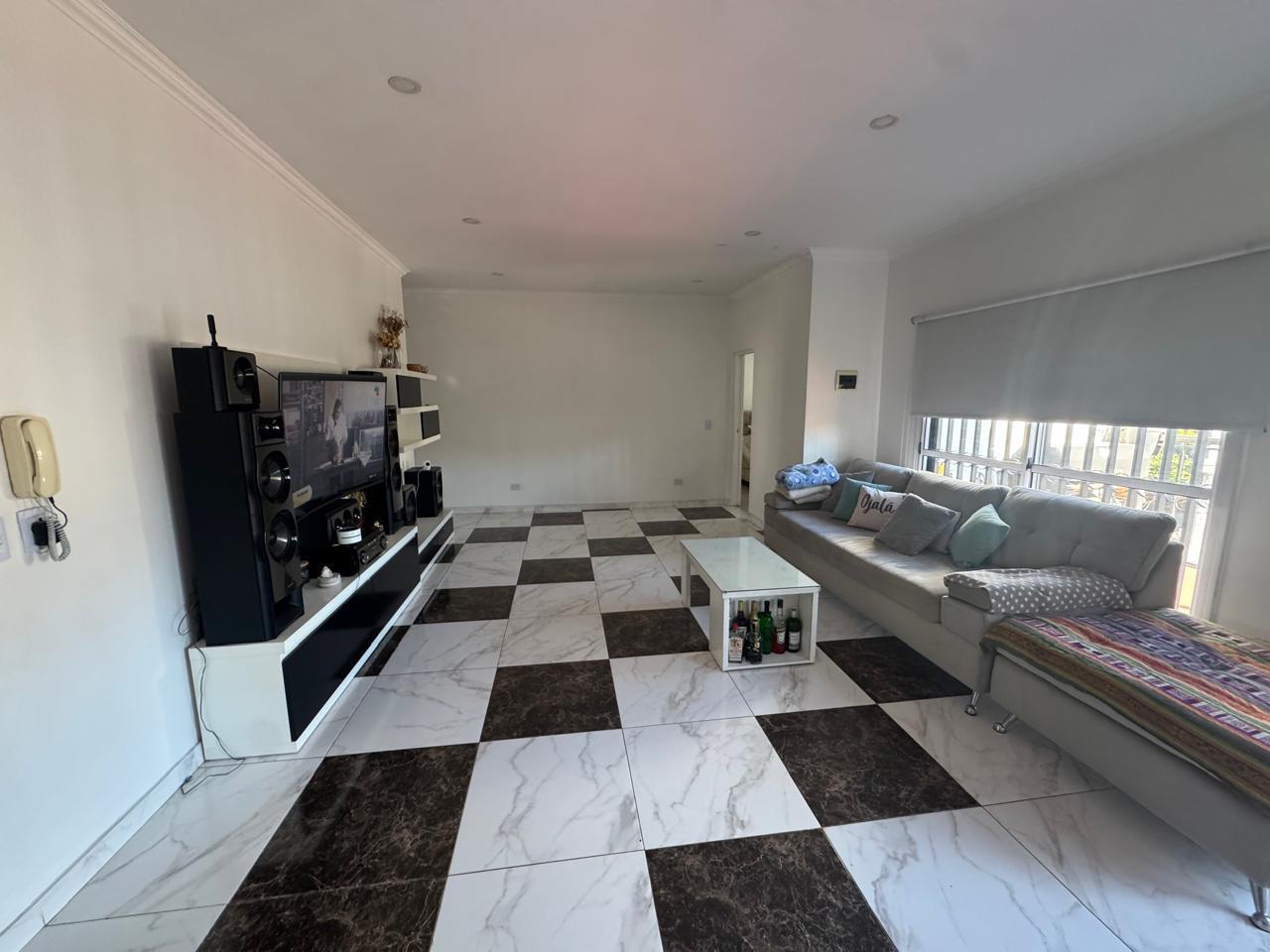 Foto de Dpto Ph 4 Amb en Planta Alta c/ Cochera - 122 m² - Ramos Mejia, imagen 5