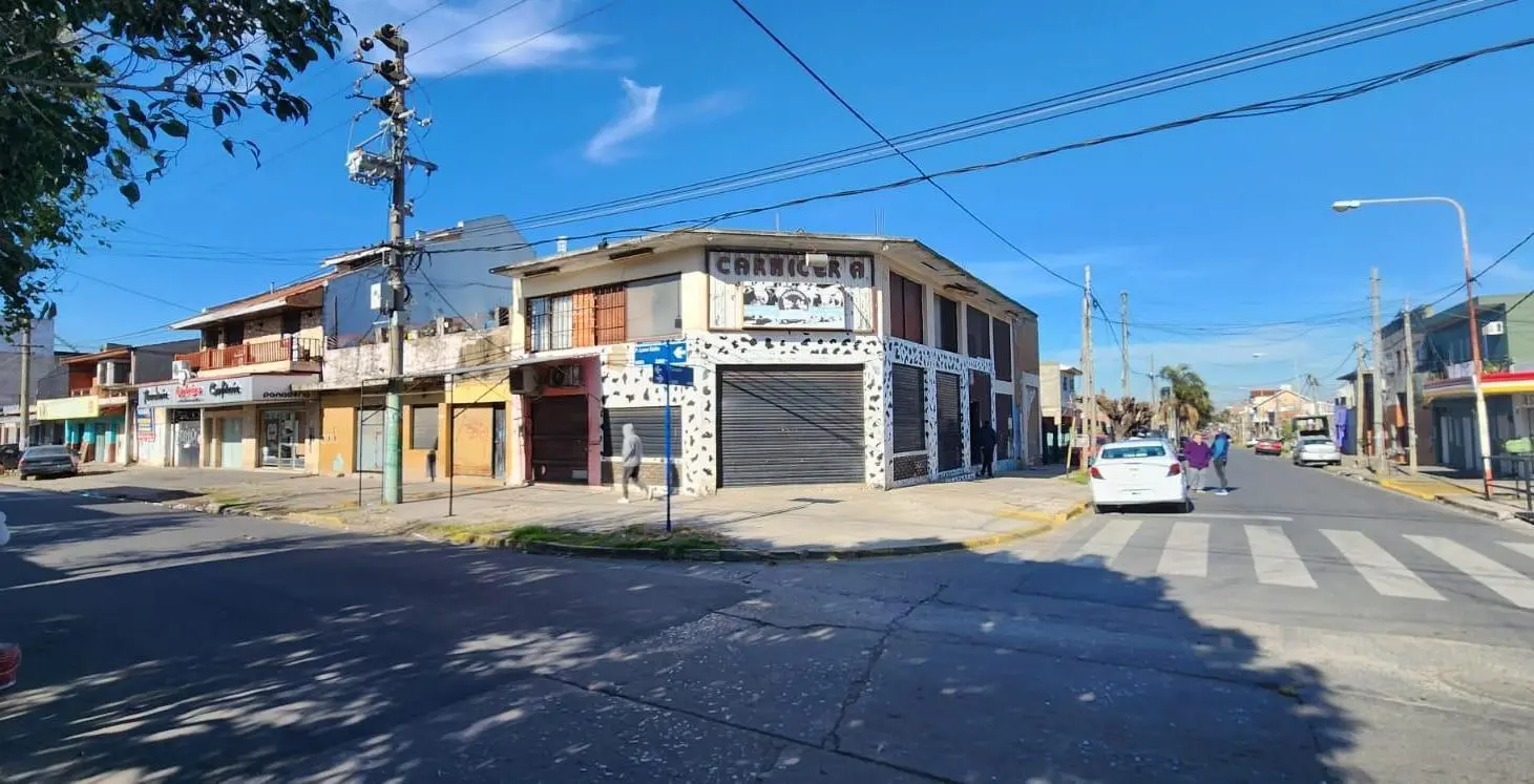 Local Comercial 300 m² en Esquina - San Justo 1