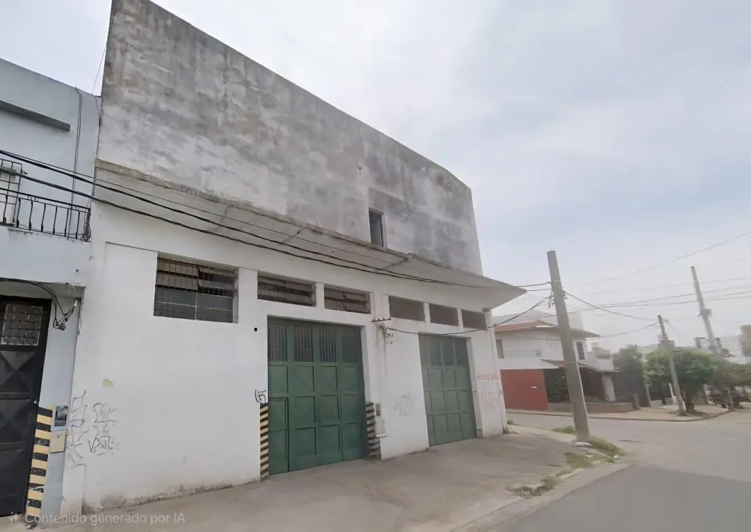 Galpón Industrial de Losa en Esquina 1470 m² en 2 Plantas - Villa Madero 3