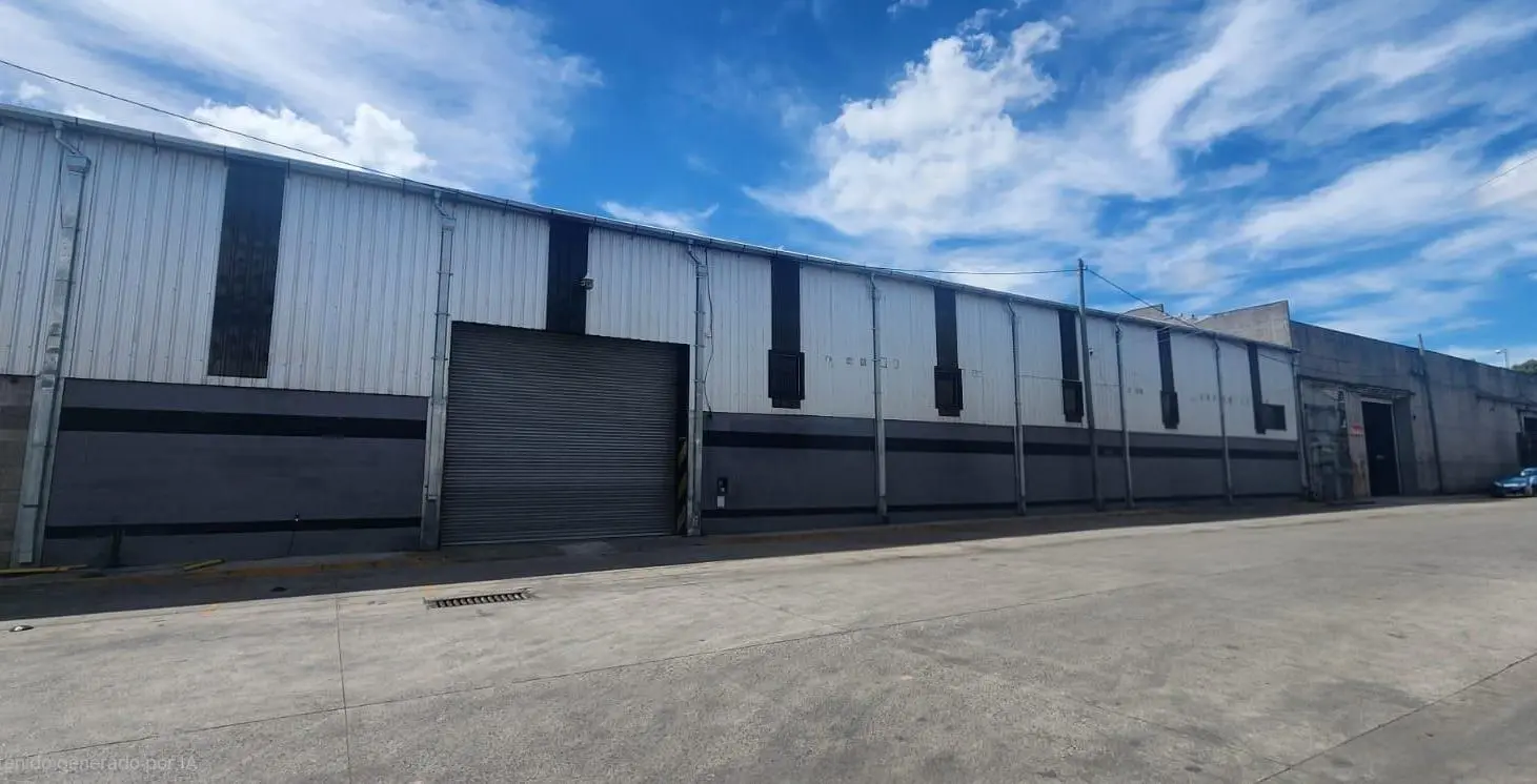 Galpón Industrial 4200 m² en Parque Industrial Moron - Haedo 2