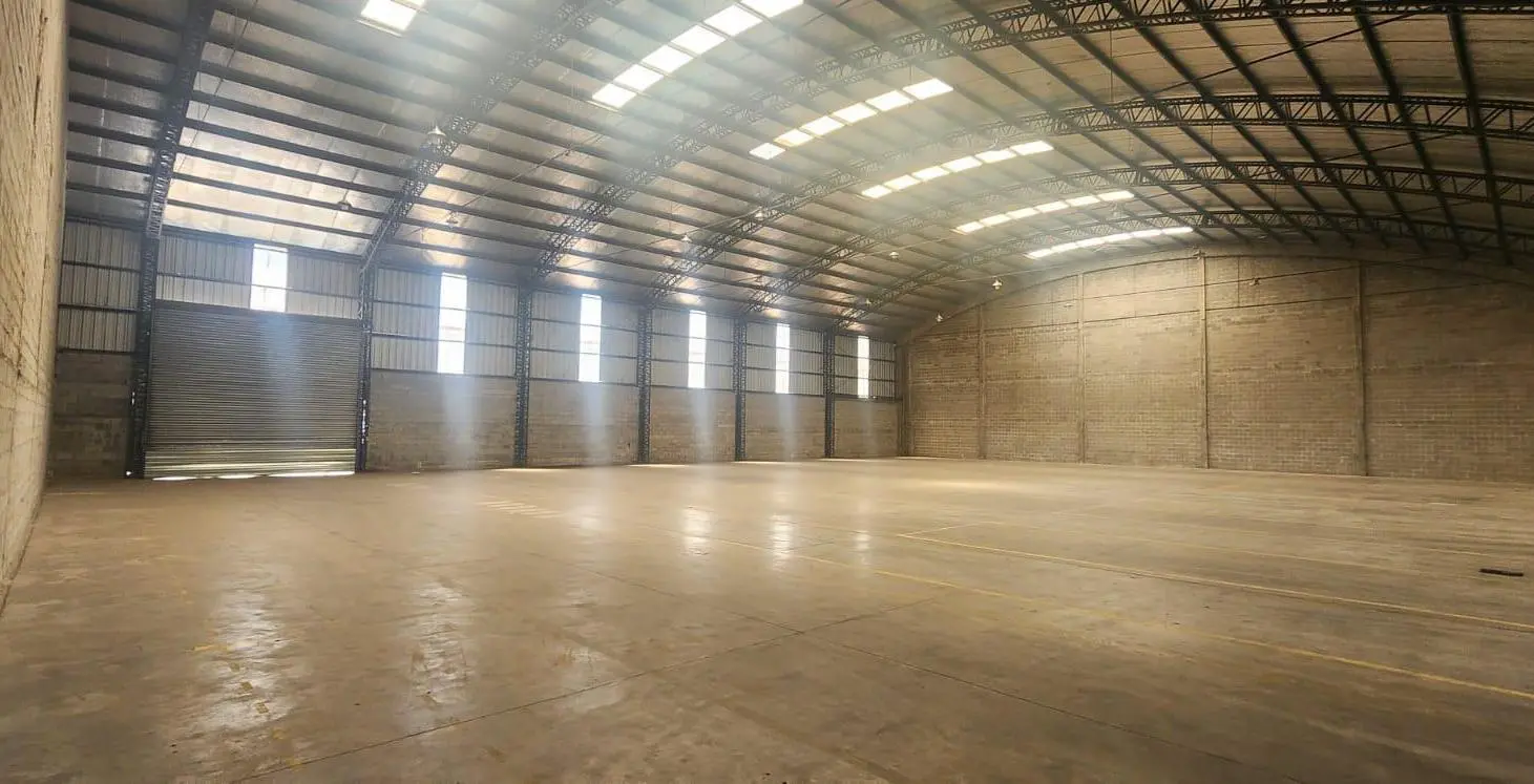 Galpón Industrial 1800 m² en Parque Industrial Moron - Haedo 3