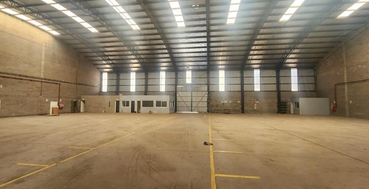 Galpón Industrial 2400 m² en Parque Industrial Moron - Haedo 4
