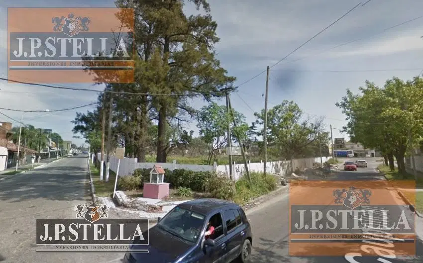 Fracción Industrial/Comercial  5237 m² frente a 3 calles - Villa Luzuriaga 3