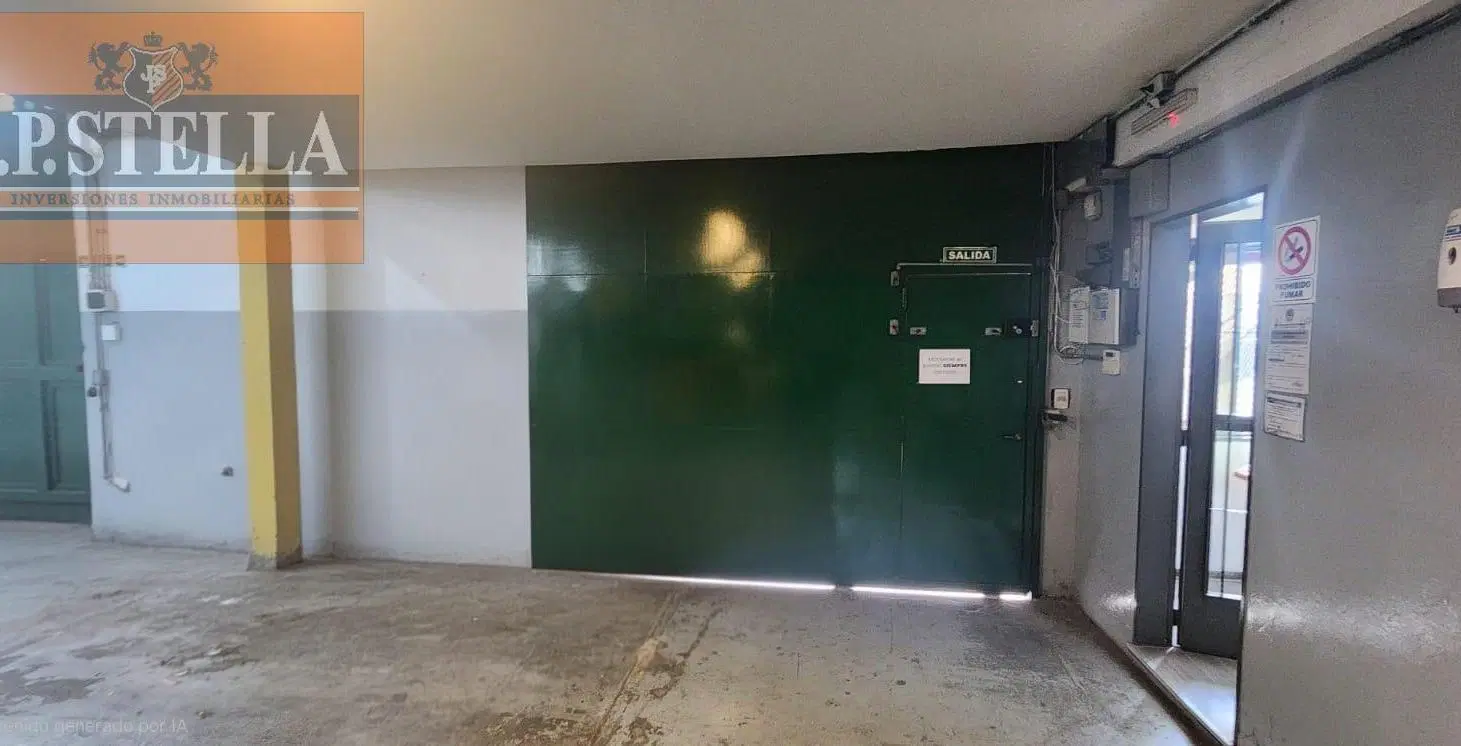 Galpón de losa en 3 plantas - 4400 m² c/ 2 montacargas - Ciudadela 5