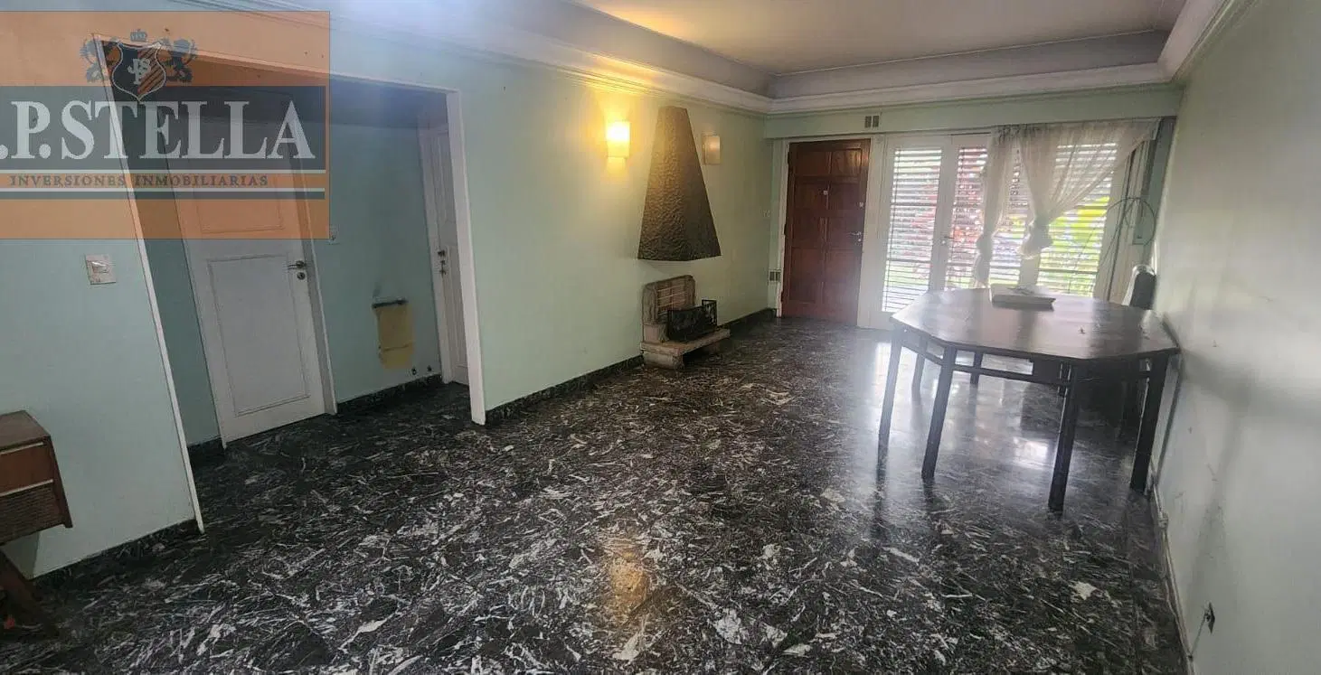 Chalet 4 amb. 285 m² s/ lote 358 m² - Garage - Quincho - Playroom - Pileta - Ramos Mejia 5