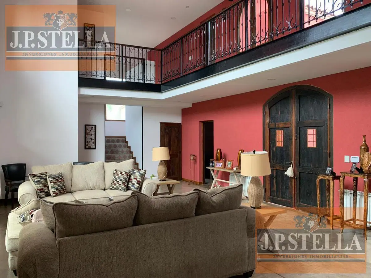 Casa Estilo Mediterranea - 4 AMB 425 m² Cub - Lote 840 m² - Barrio Privado San Patricio 2