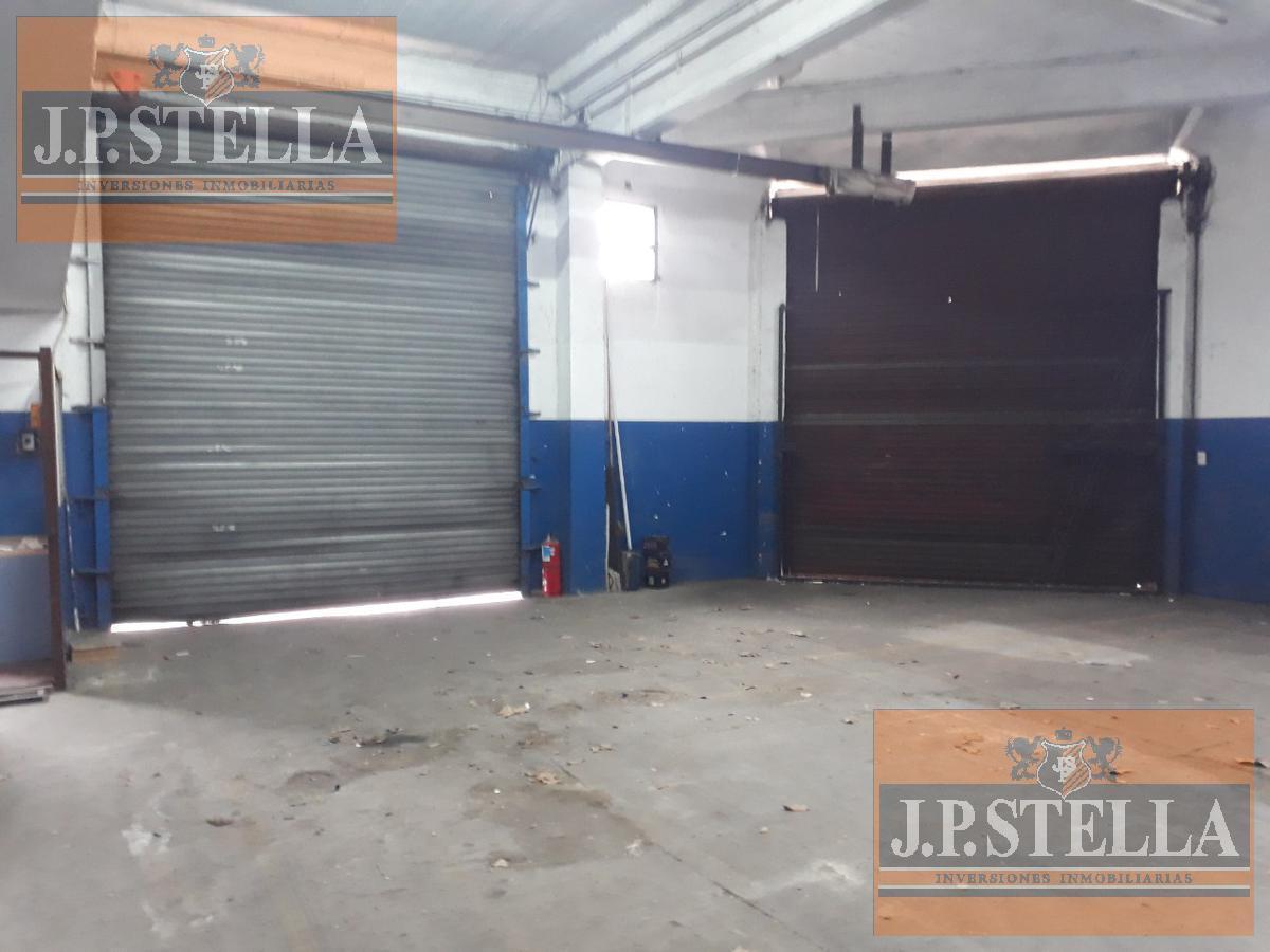 Foto de Galpón Industrial 1200 m² en 2 Plantas - Oficinas - Baños y Vestuarios, imagen 5
