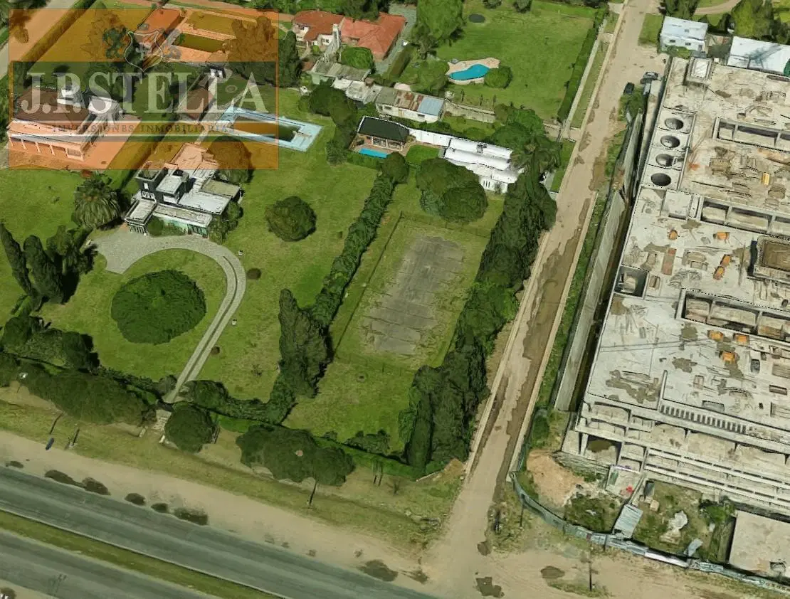 Fracción 1170 m² - 30 m de Frente - Villa Luzuriaga 1
